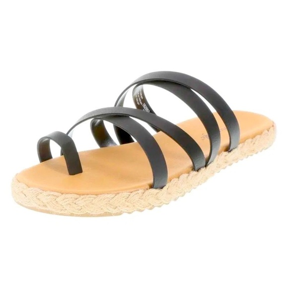 NWT American Eagle Payless Suri Sandal in Black, Size 9 - Picture 1 of 7